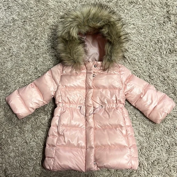 Manteau D'hiver épais Old Navy – Taille 12-18 Mois – Charbon – Neuf Sans étiquettes (petite Tache)